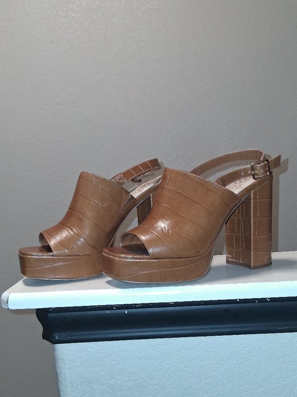 Vince Camuto Sovetta Platform Sandal W/Croc-Embossed Leather W/High Block Heel